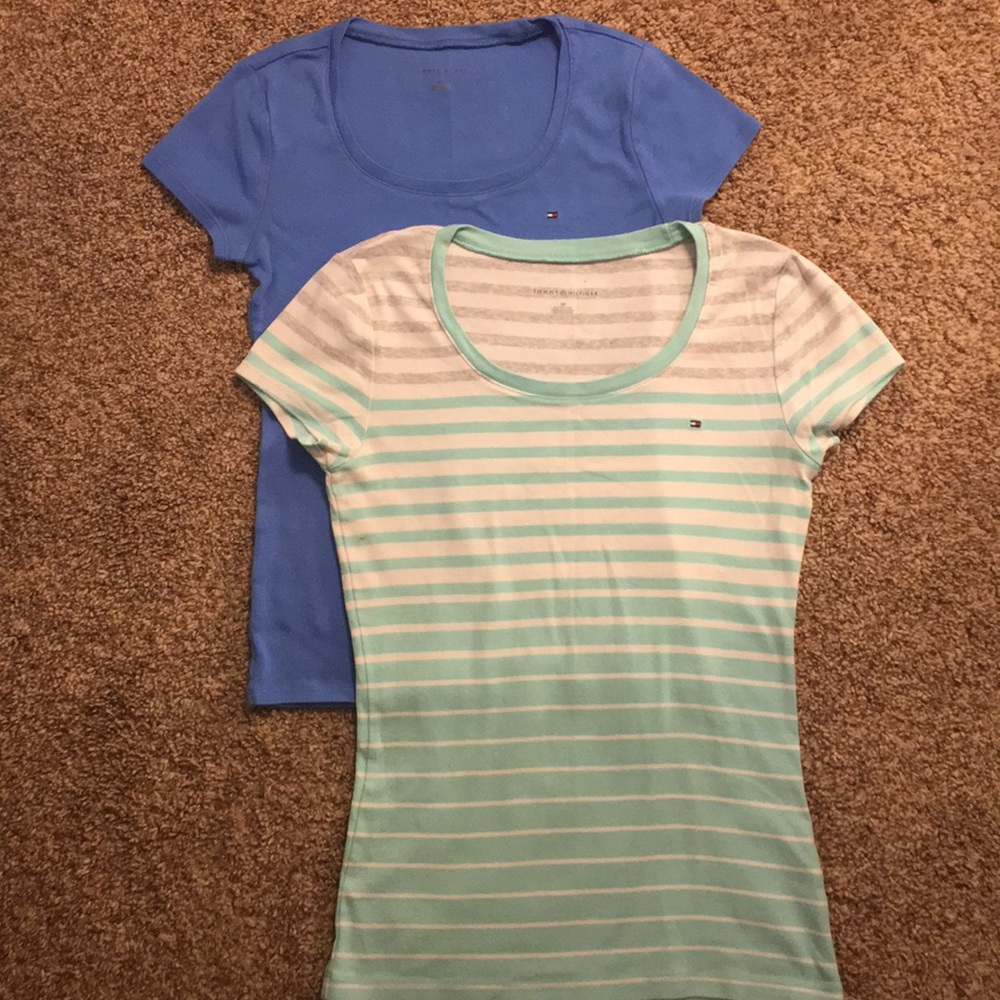 2 Women’s Tommy Hilfiger Scoop Neck Tops